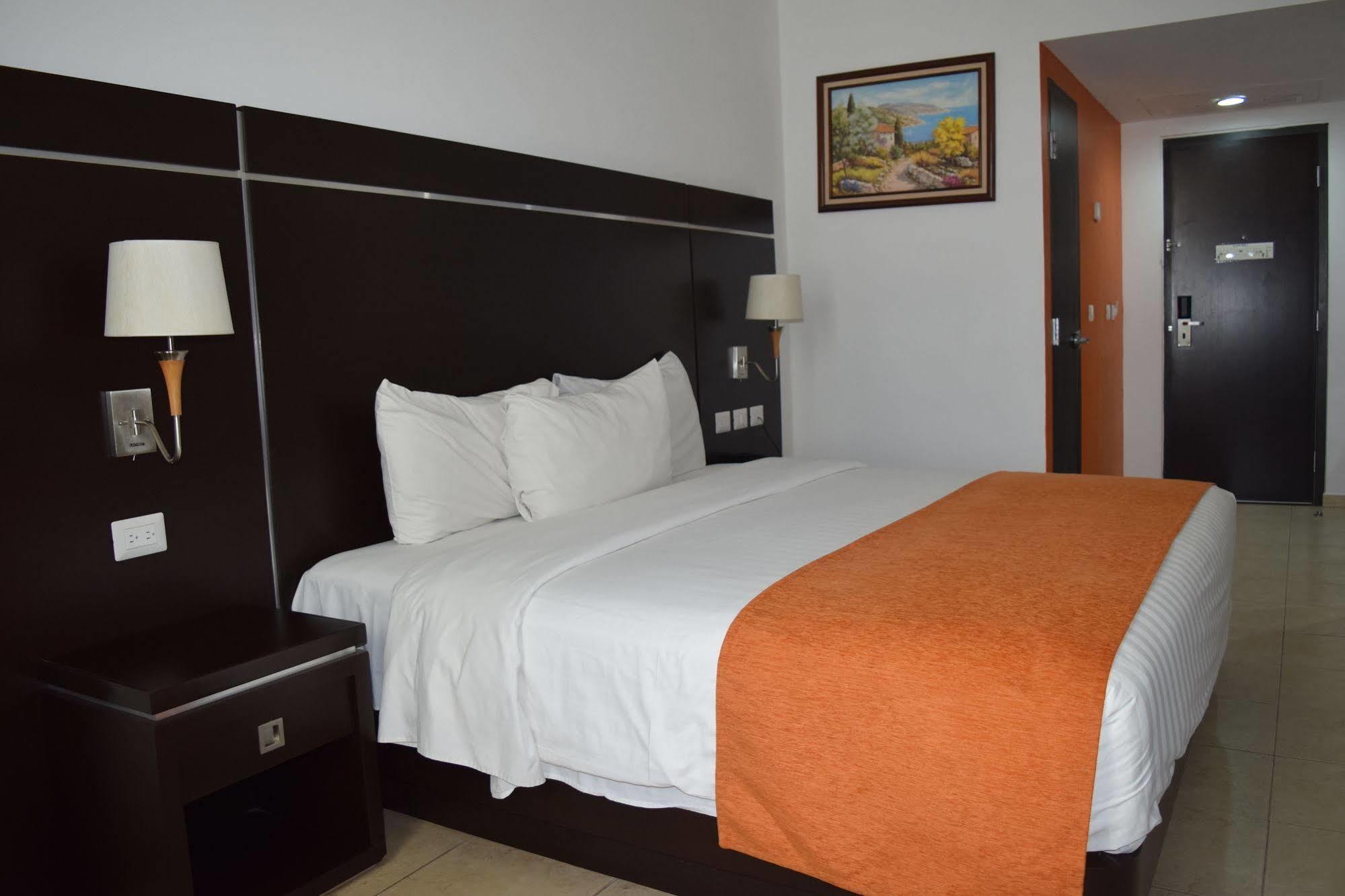 Hotel Oliba Boca Del Rio Extérieur photo