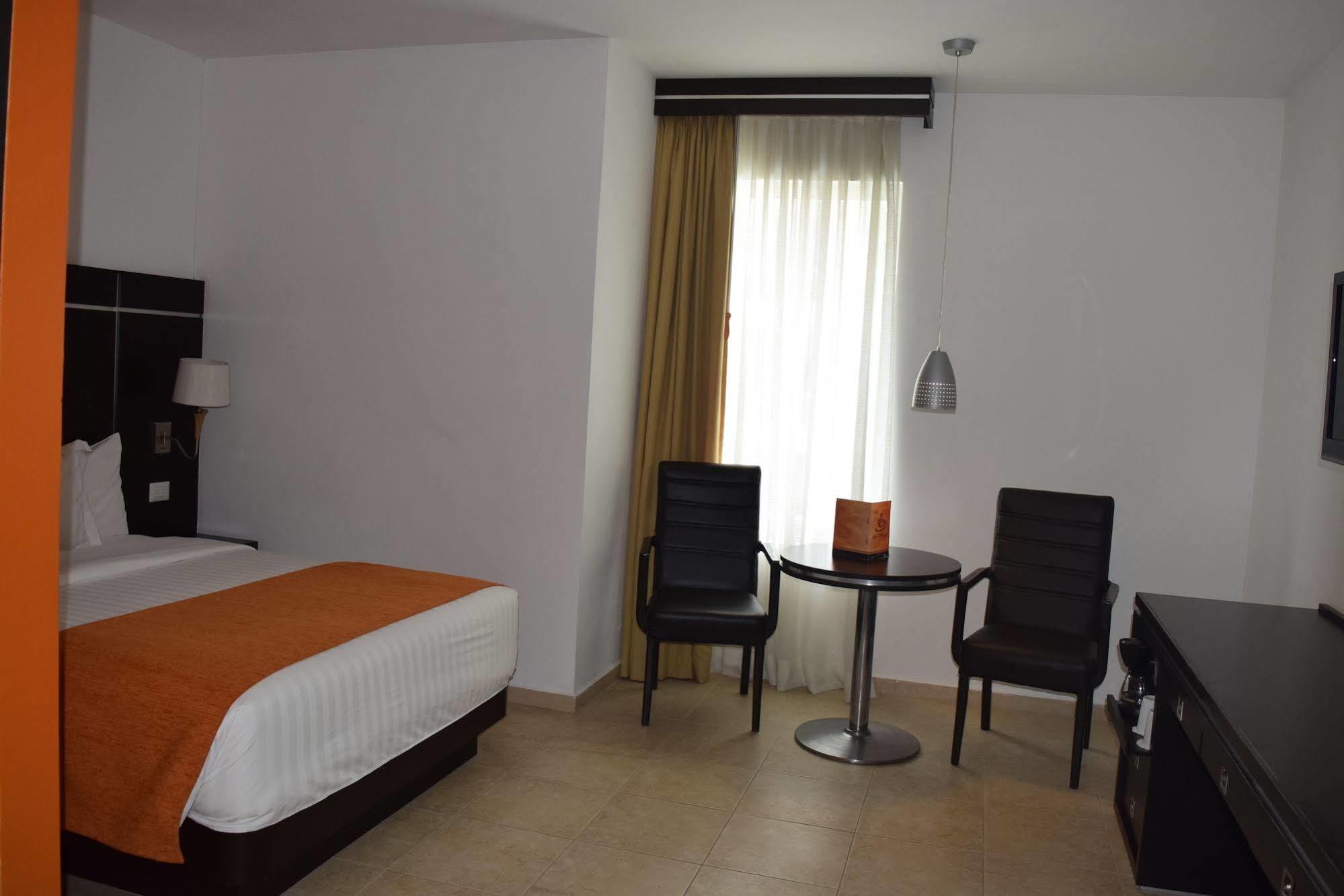 Hotel Oliba Boca Del Rio Extérieur photo